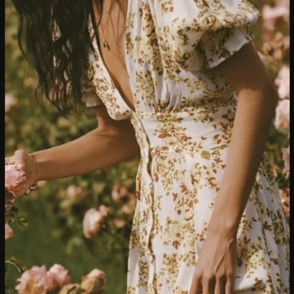 Faithfull The Brand Midi Dress - Rafa Midi Dress - Picture 2 of 5